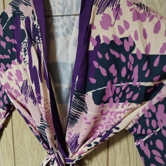 Izzy & Liv Purple Kimono - Picture 9 of 12